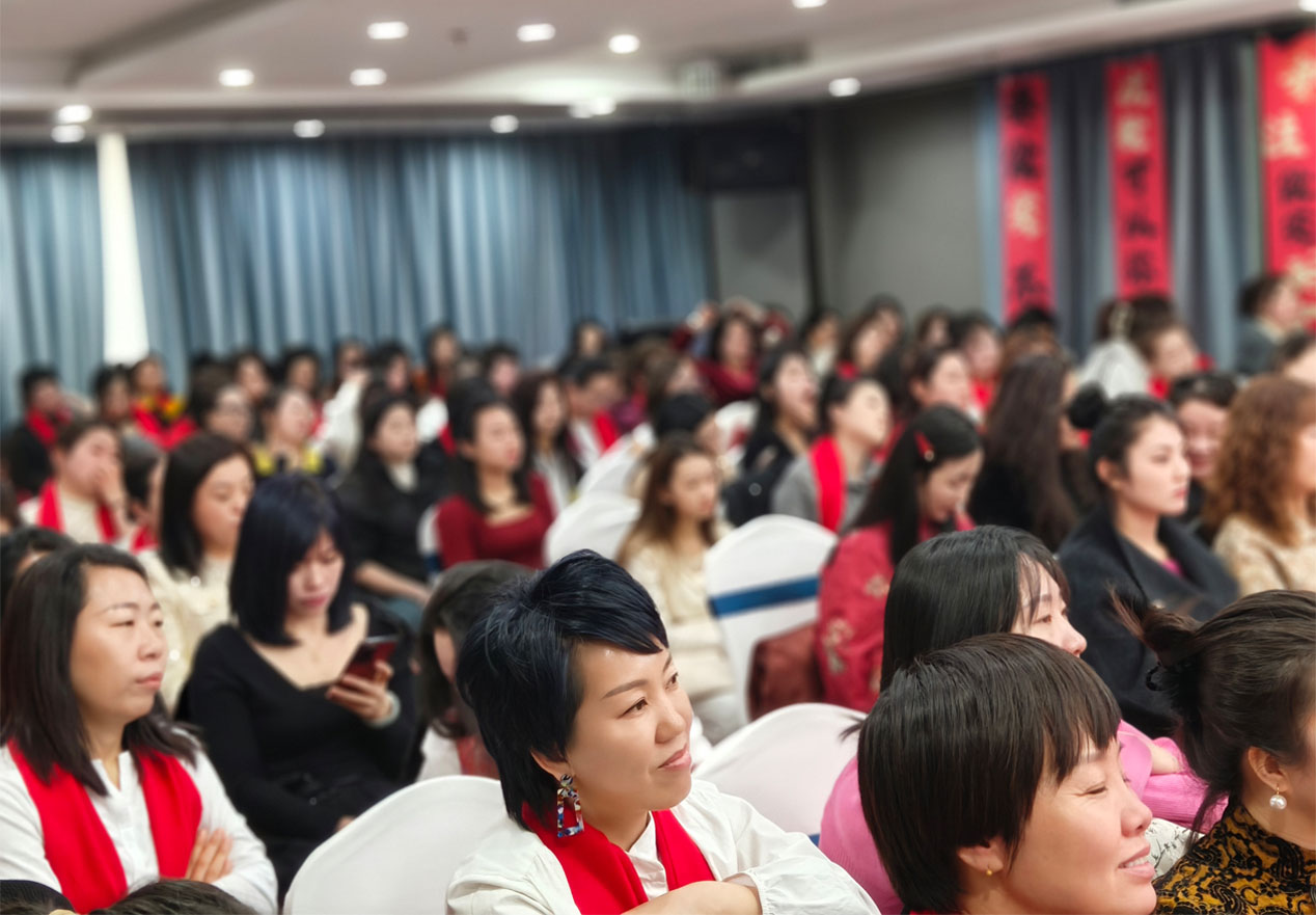 再爱一次开年年会.jpg 再爱一次开年年会.jpg